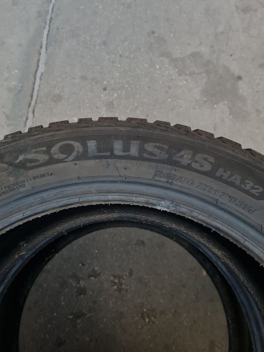Всесезонни гуми 2 броя KUMHO Solous4s HA32 205 50 R17 дот 3223