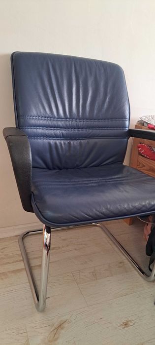 Офис столове 2 броя