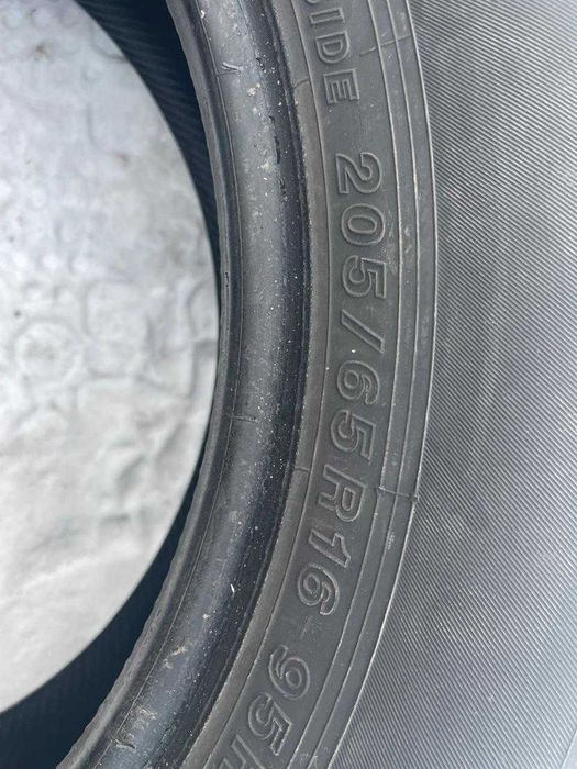 Продам комплект шин