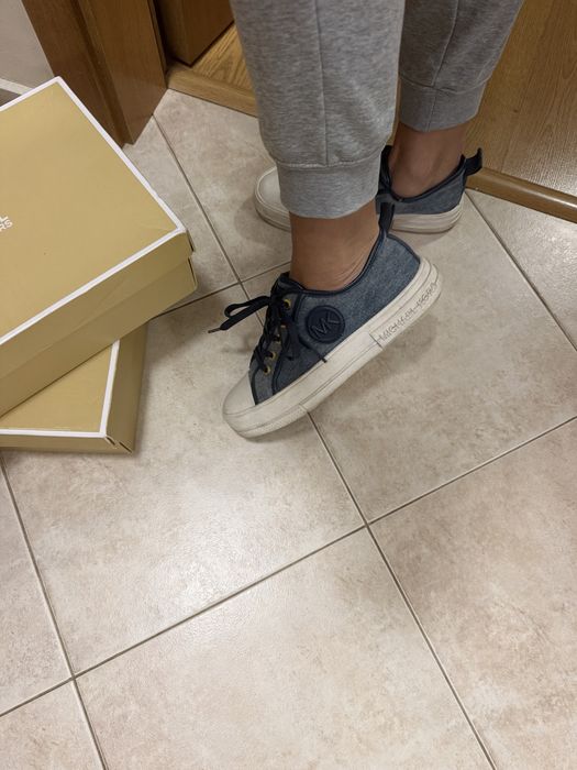 Оригинални сникърси Michael Kors