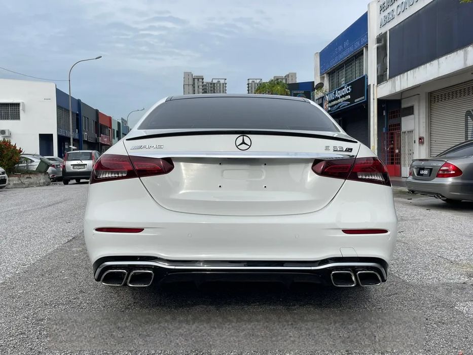 Mercedes W213 facelift E63AMG пакет фарове стопове капак броня решетка