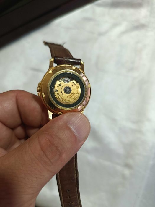 Мужские часы наручные механические с автоподзаводом швейцарские