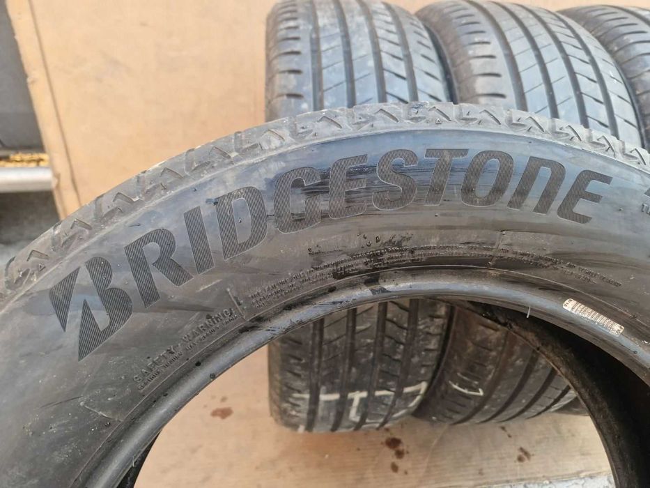 4 Bridgestone R18 225/60 Летни гуми  DOT4717