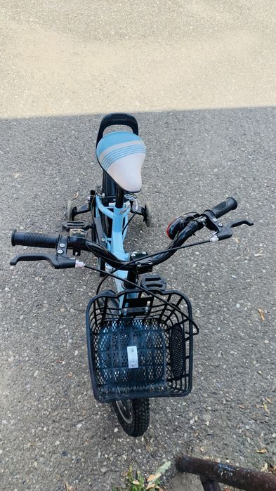 Bicicleta copii cu roti ajutatoare