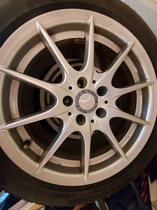 Продавам мерцедес