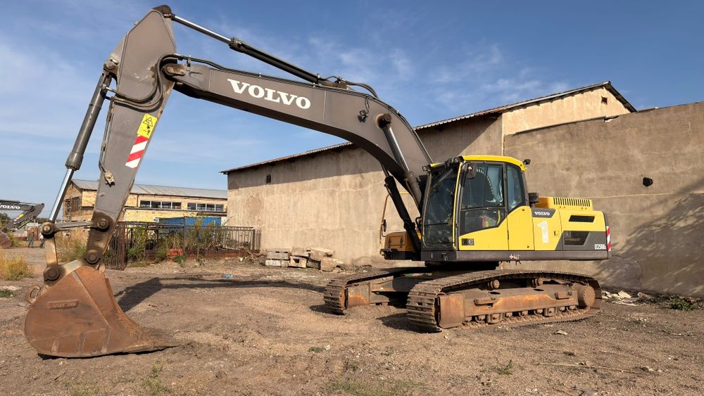 Продам экскаватор VOLVO EC250DL
