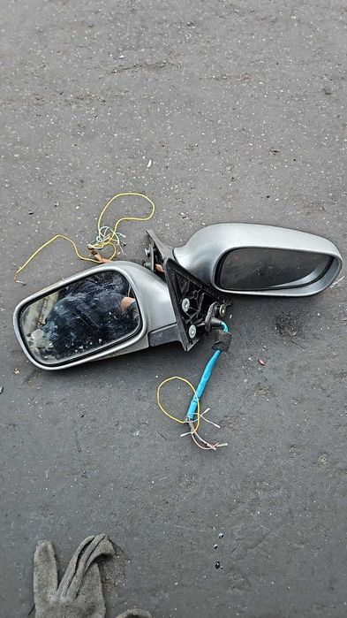 Зеркала на Subaru Forester