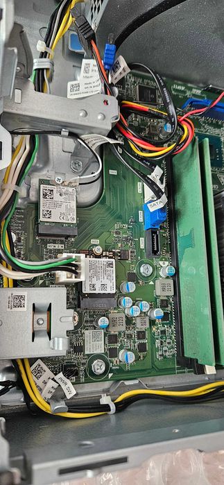 Компютър Dell Vostro 3681 SFF, Intel Core i5-10500 SSD-256GB DDR4-16GB