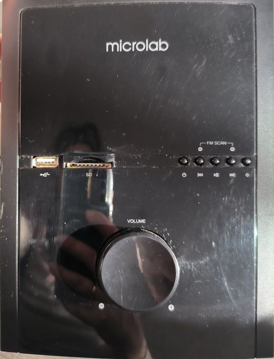 Продам колонки с сабвуфером Microlab M-700U