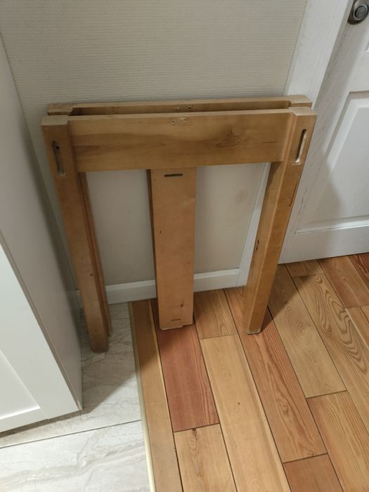 Стол обеденный, кухонный