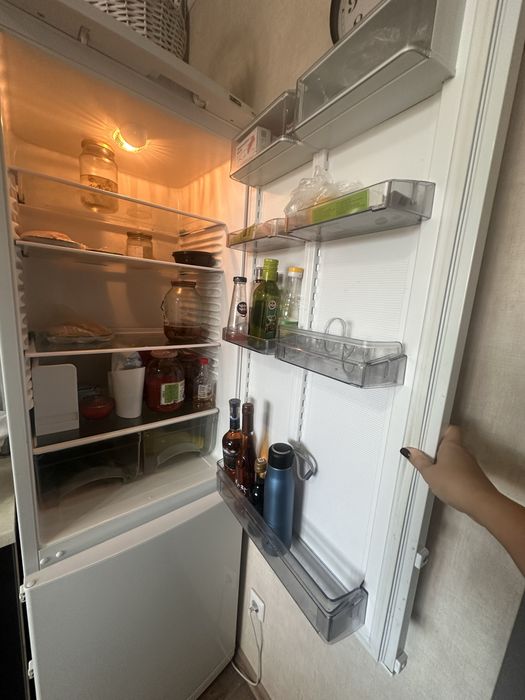 Продам холодильник