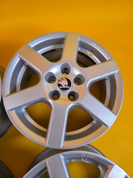 4 Jante Aliaj 5x100 15'' Skoda Fabia Scala Rapid Octavia 1 6.5J ET 38