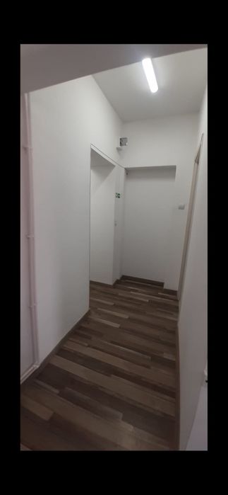 Închiriez spațiu comercial , birouri , diverse