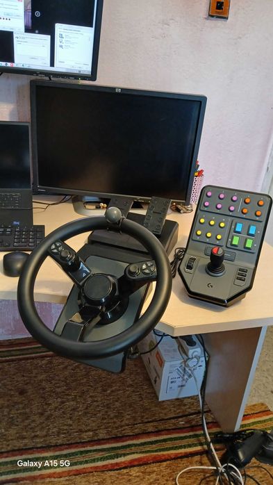 1г. ГАРАНЦИЯ Logitech G Saitek Heavy Equipment Bundle Волан за Farming Simulator Комплект Педали Панел Side Panel Sim бутони за PC и PlayStation 4 5