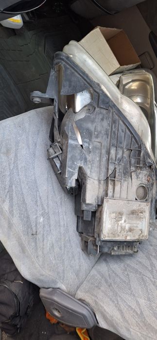 Фары фольцваген пассат б6