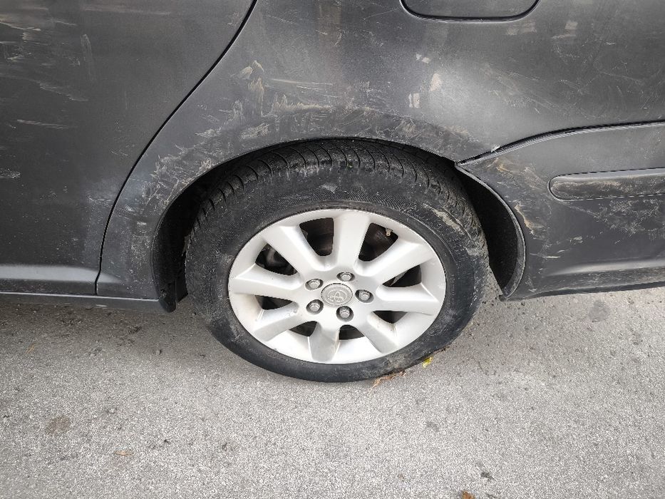 Тойота Авенсис На части 150к D4D