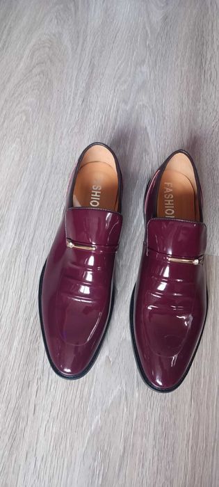 Pantofi bărbătești din piele