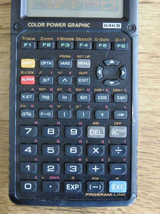 Научен графичен калкулатор Casio CFX-9950GB PLUS, цветен дисплей