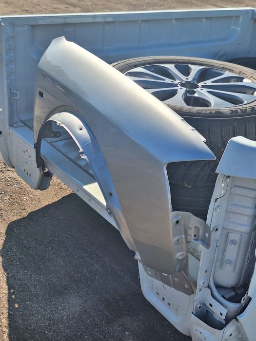 Преден Десен Калник За Audi A6 Allroad  2000-2005 Година  Ауди А6 Ц5