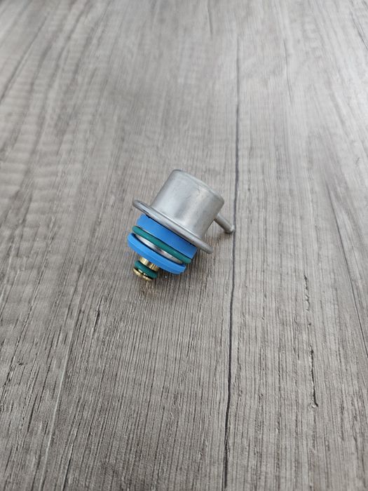 Обратный  клапан