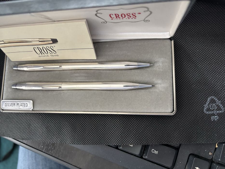 ustensile de scris, stilouri, pixuri creioane mecanice, rollere