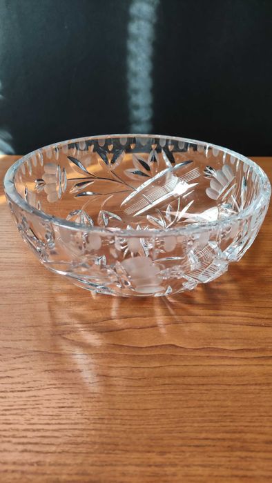 Масивна кристална купа