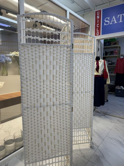 Ширма продаётся за 15 тысяч