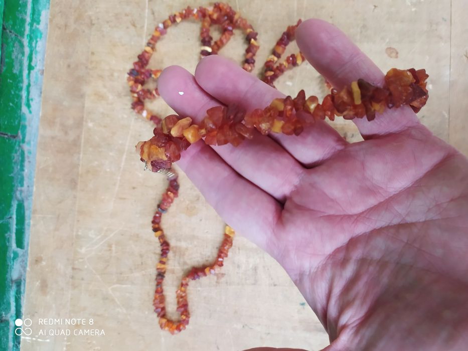 Продам бусы из натурального янтаря