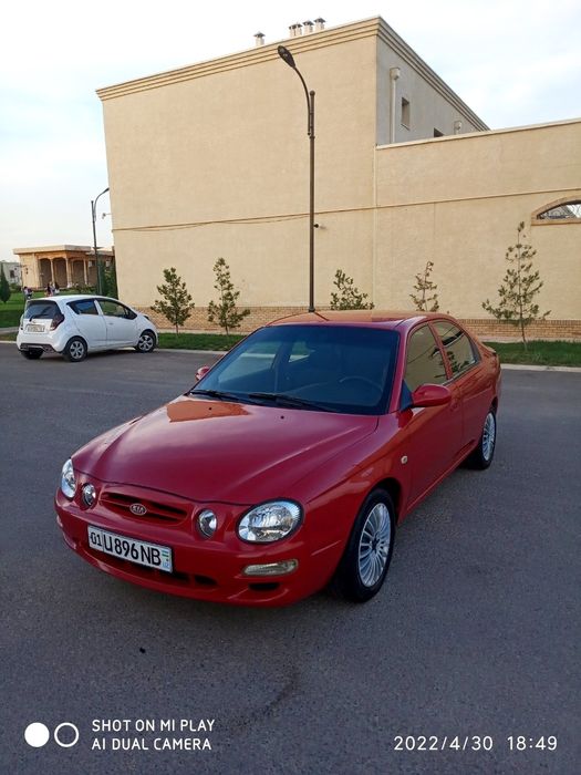 KIA SHUMA avtomobili sotiladi