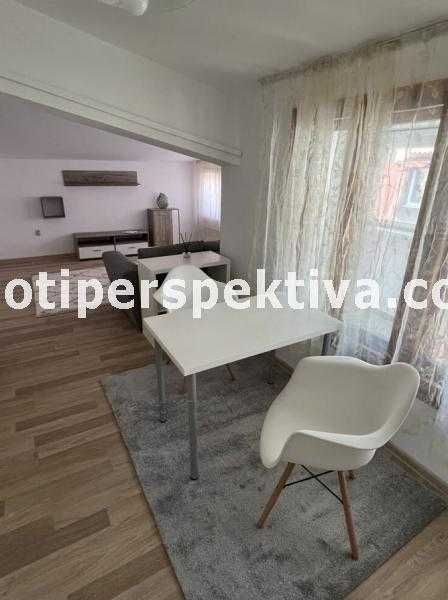 Продава се Двустаен апартамент в Пловдив, Център - 67 кв.м за 2056 €/кв.м - Снимка #2