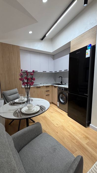 Срочно! 2х комн 40м² Poytaht Gavhari центр