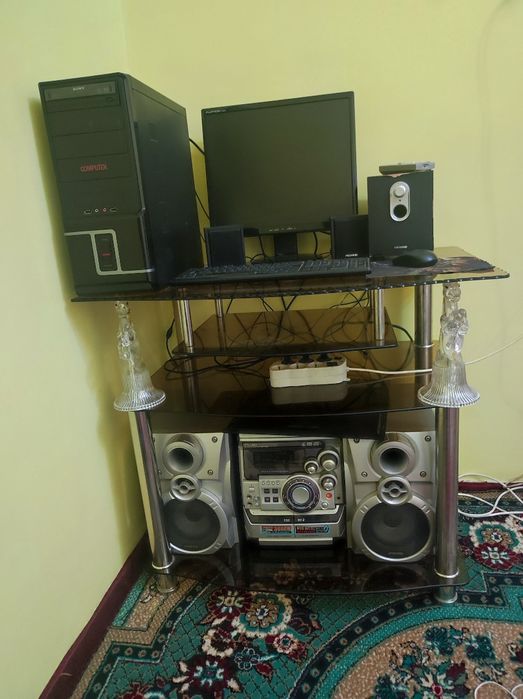 Kompyuter va sentr 3000w lik sotiladi original ishlashi zo'r