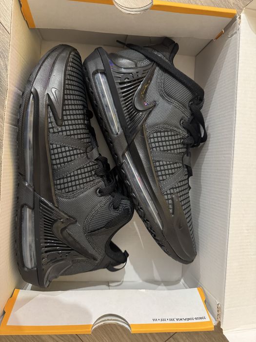 Ghete Nike Lebron Witness 7, noi, marimea 41