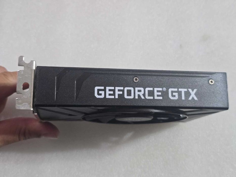 Placa Video Nvidia GeForce GTX 1650 4GB GDDR5 128-bit Single Fan