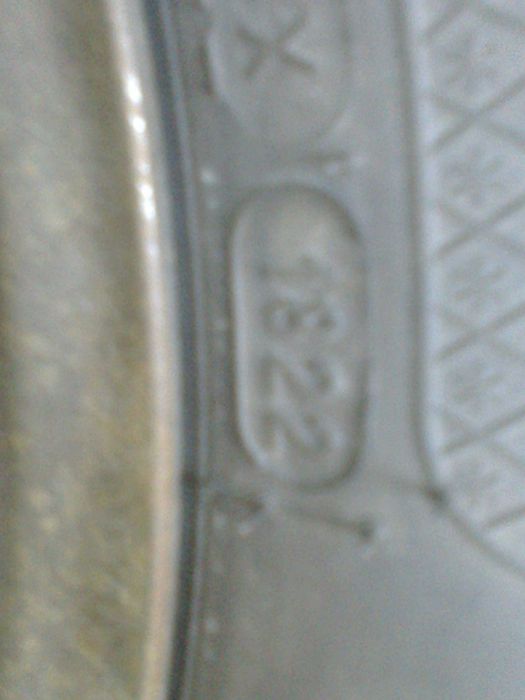 Продавам почти нови зимни гуми на стоманени джанти