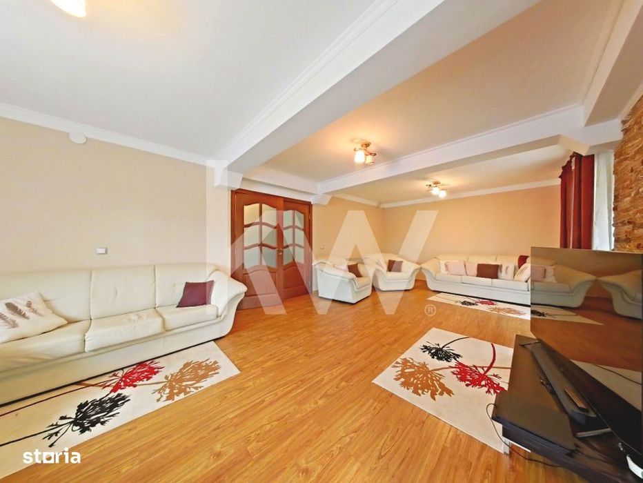 Casa de vanzare in Izvor