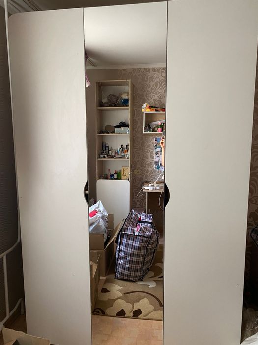 Продам гарнитур для подростка