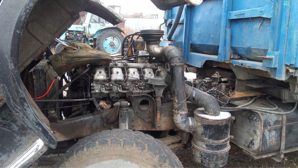 Продам камаз ,торг