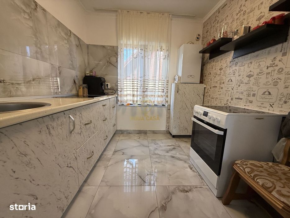 De Vanzare 2 Case In Curte Titulescu/Strada Crinului Teren 550MP
