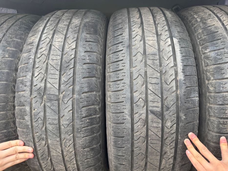 Продам шины Прадо