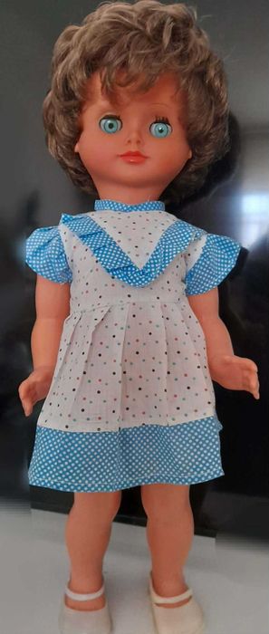 Papusa veche Aradeanca din comunism