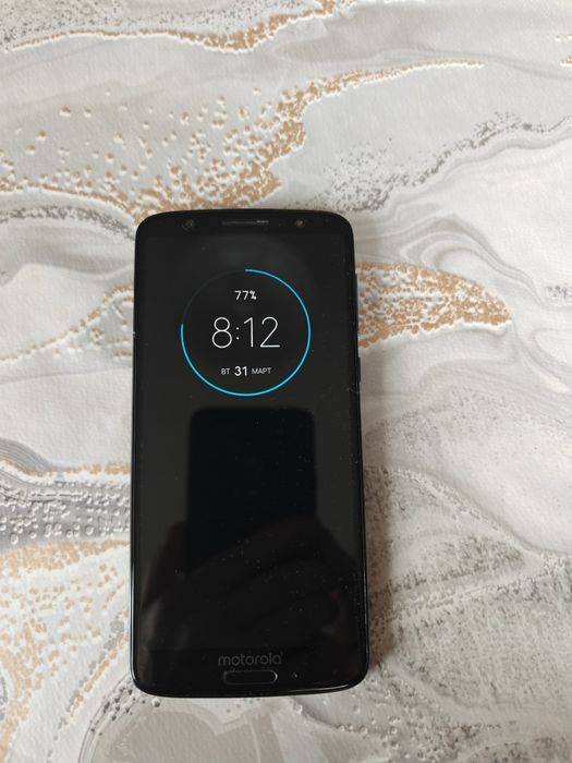 Motorola G6 много запазен и работи перфектно