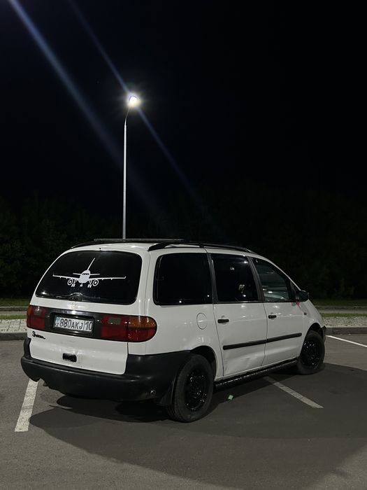 Продаю Volkswagen Sharan
