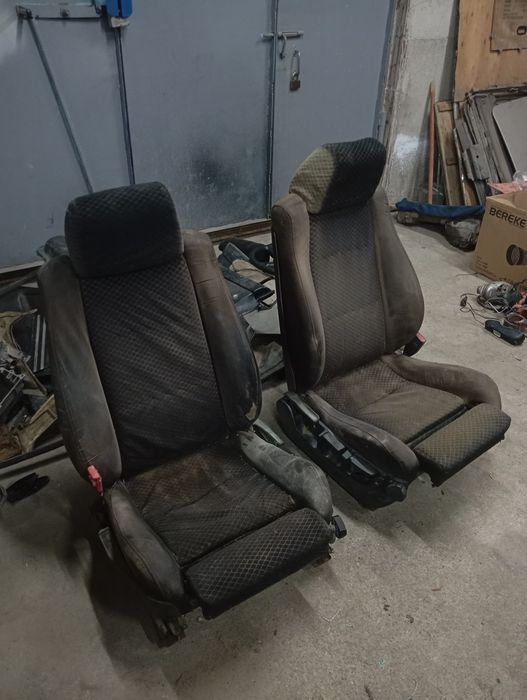 БМВ е34 по запчастям.