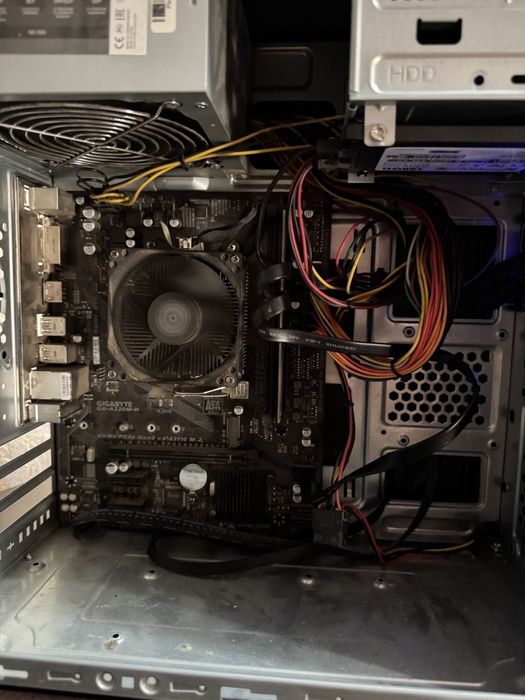 Продам процессор Ryzen 3 2200G