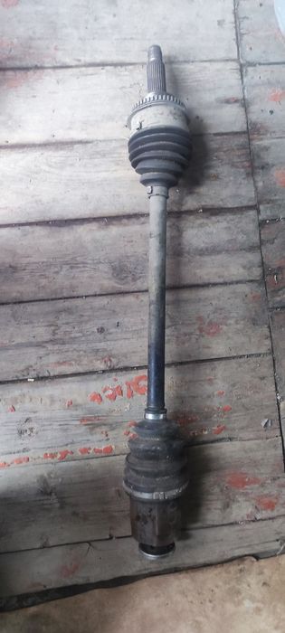 Продам привод Субару Форестер