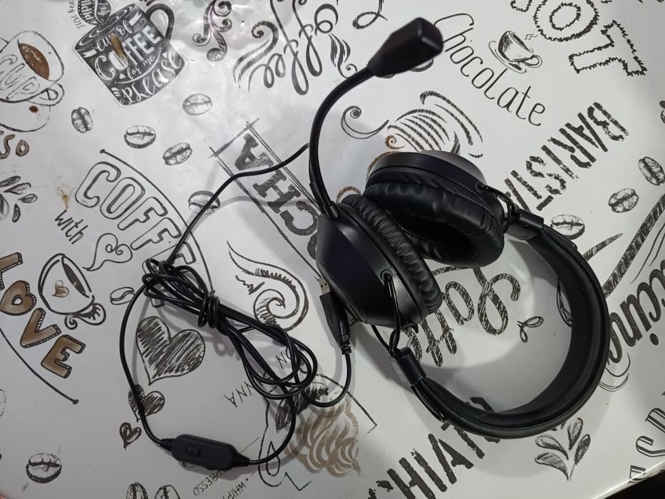 Продам ВелоКаска+маска+наушник