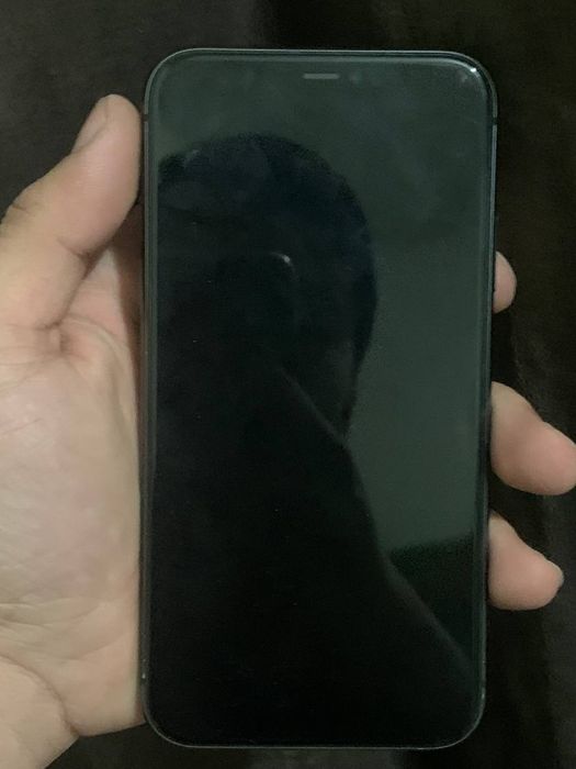 Iphone 11 sotiladi!