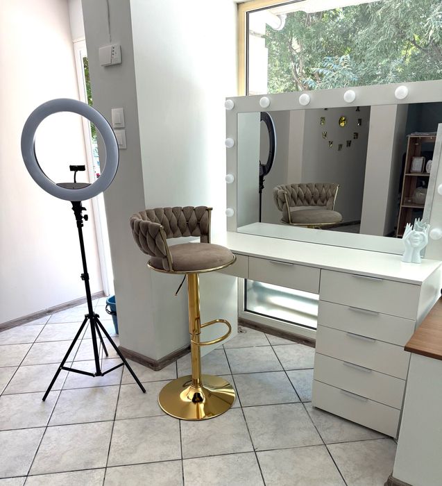 Дава се под наем  в Варна, м-т Траката -  кв.м за 153 € - Снимка #2