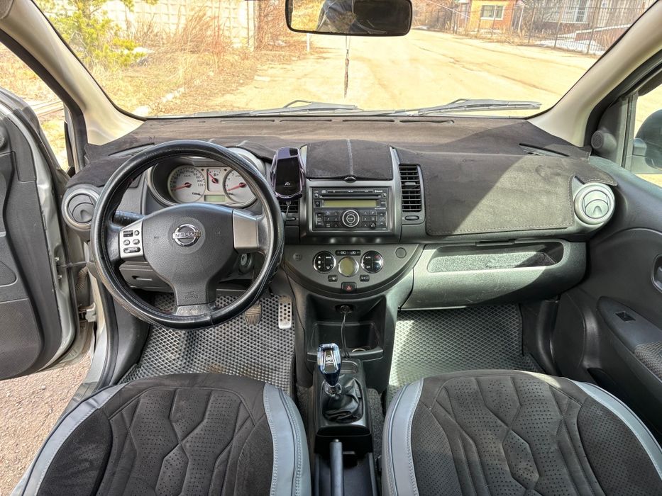 Nissan Note  комплектация  tekna